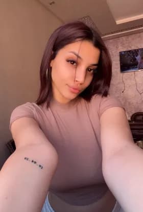 Mery, 22