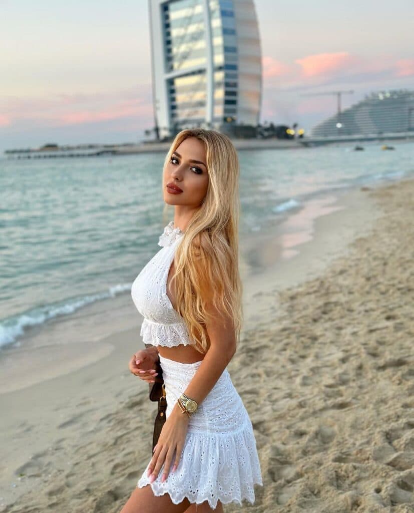 Oksana photo 3