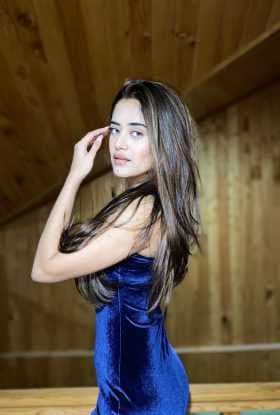 Neha, 22