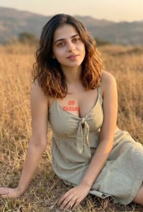Khushi, 21