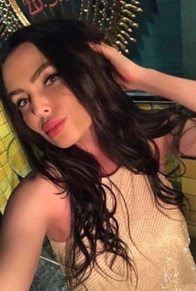 Lilian, 24