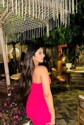 Riya photo 3