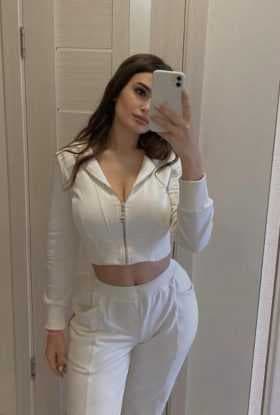 Annu, 23
