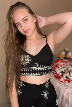 Manu photo 2